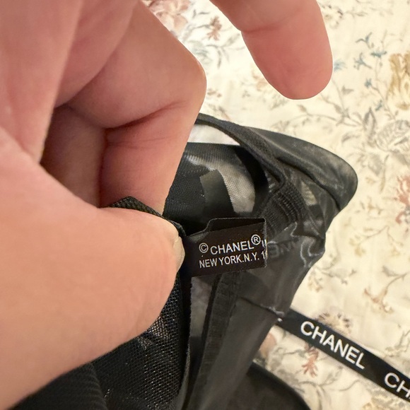 CHANEL Black Mesh Tote with Pouch - Picture 4 of 4